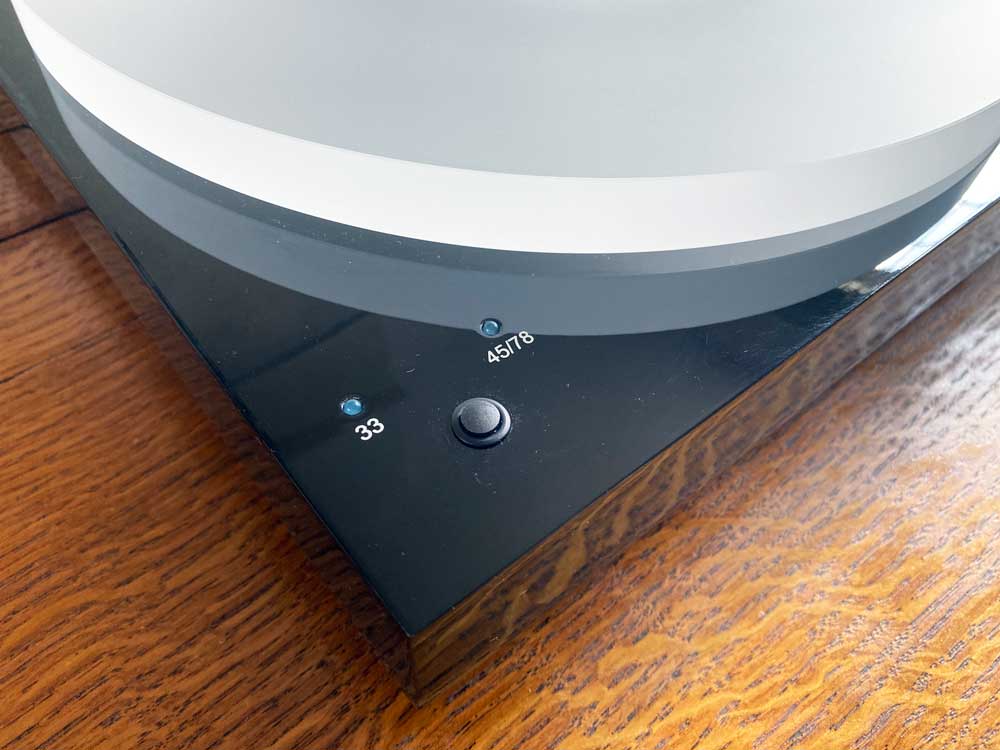 Pro-Ject X1 Plays 33, 45, and 78 RPM